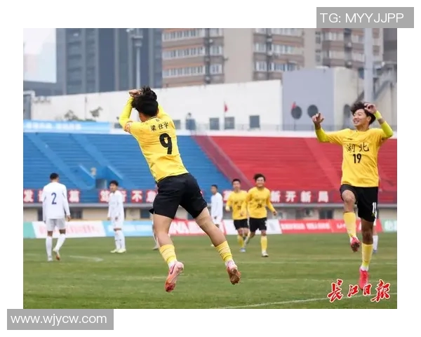 全运会回顾：深圳足球队展现出强大实力与团队精神的精彩表现